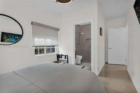 10762 NW 71st Street Doral FL 33178
