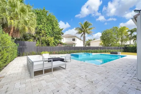 10762 NW 71st Street Doral FL 33178