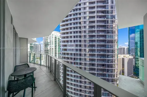77 SE 5th Street Miami FL 33131
