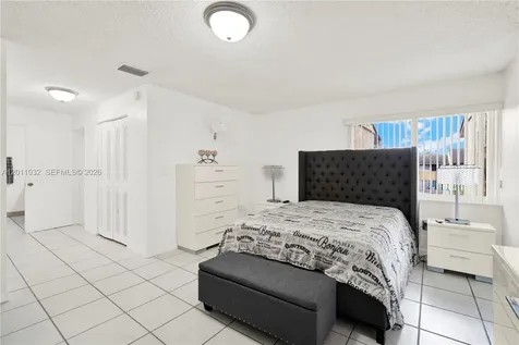 15460 SW 82nd Lane Miami FL 33193
