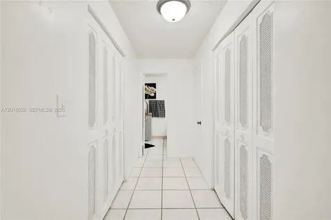 15460 SW 82nd Lane Miami FL 33193