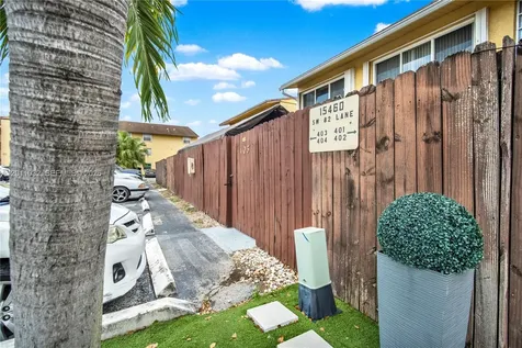 15460 SW 82nd Lane Miami FL 33193