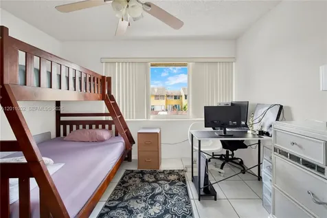 15460 SW 82nd Lane Miami FL 33193