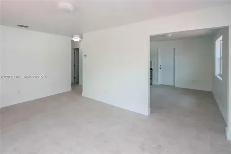 2943 SW 36th Avenue Miami FL 33133