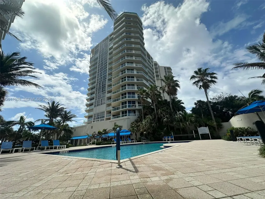 6001 N Ocean Drive Hollywood FL 33019