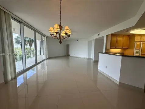 6001 N Ocean Drive Hollywood FL 33019