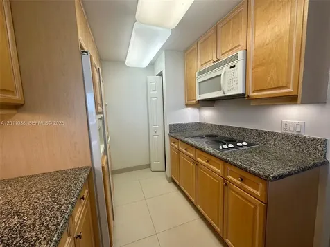 6001 N Ocean Drive Hollywood FL 33019