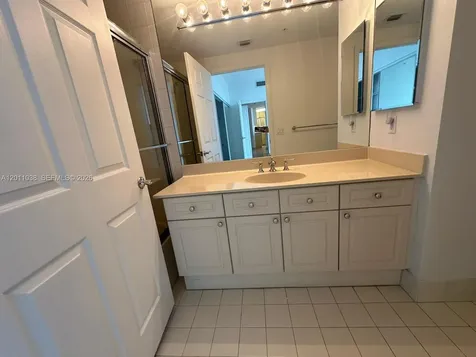 6001 N Ocean Drive Hollywood FL 33019