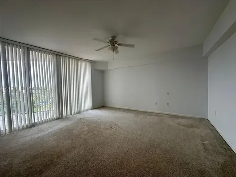 6001 N Ocean Drive Hollywood FL 33019
