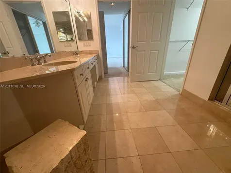 6001 N Ocean Drive Hollywood FL 33019