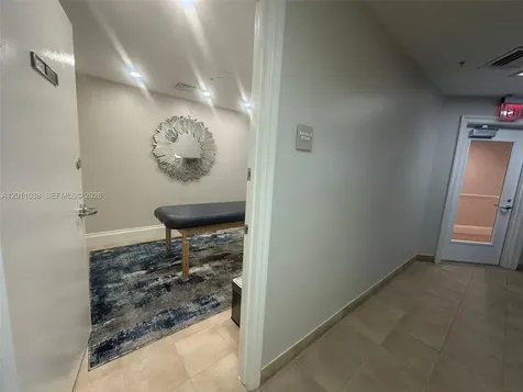 6001 N Ocean Drive Hollywood FL 33019