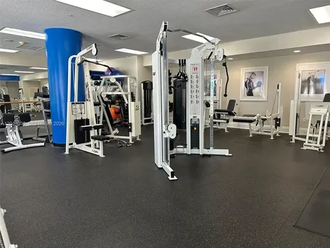 6001 N Ocean Drive Hollywood FL 33019
