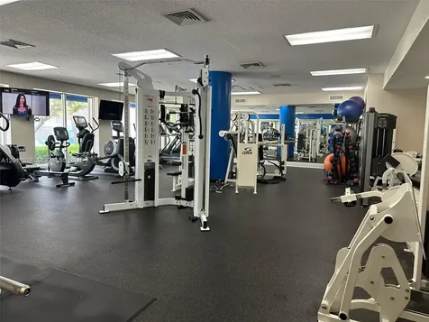 6001 N Ocean Drive Hollywood FL 33019