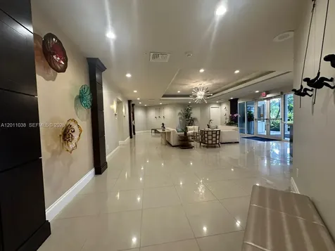 6001 N Ocean Drive Hollywood FL 33019