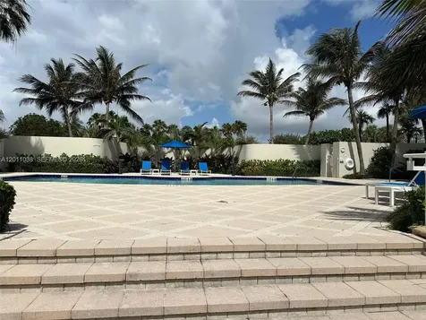 6001 N Ocean Drive Hollywood FL 33019