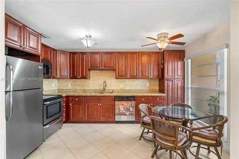 8887 Bella Vista Drive Boca Raton FL 33433