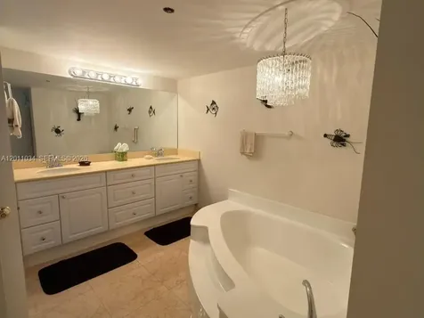 4000 Towerside Terrace Miami FL 33138