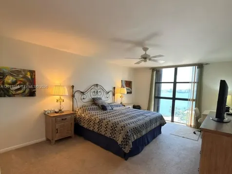 4000 Towerside Terrace Miami FL 33138