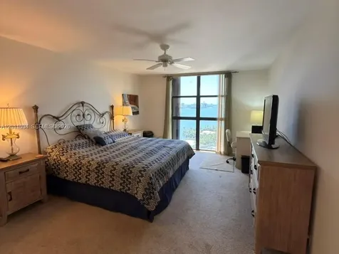 4000 Towerside Terrace Miami FL 33138