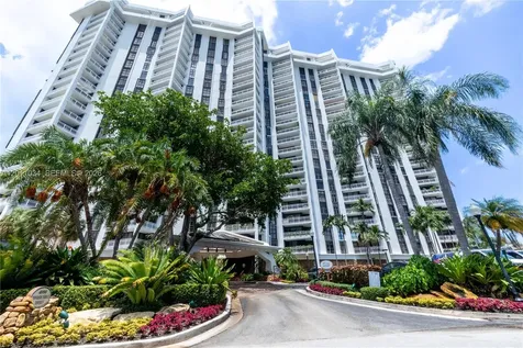 4000 Towerside Terrace Miami FL 33138