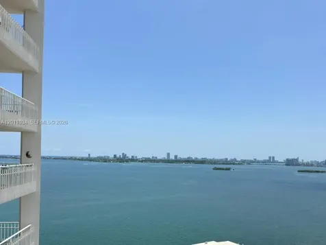 4000 Towerside Terrace Miami FL 33138