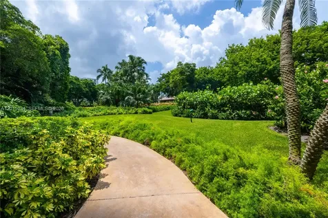 4000 Towerside Terrace Miami FL 33138