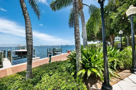 4000 Towerside Terrace Miami FL 33138