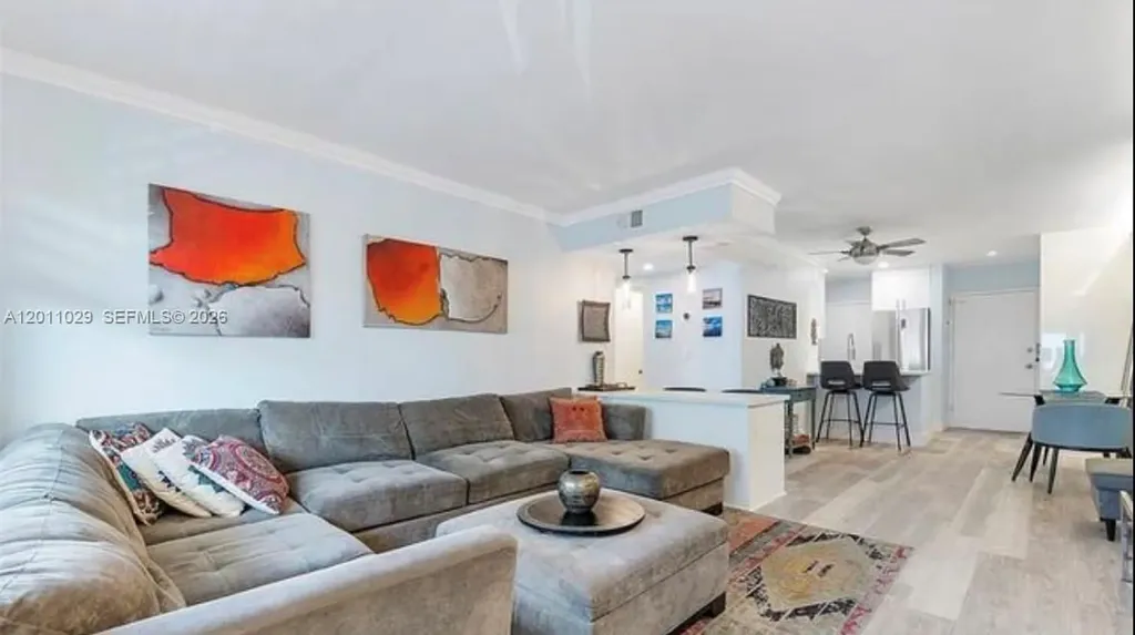1130 11th Street Miami Beach FL 33139