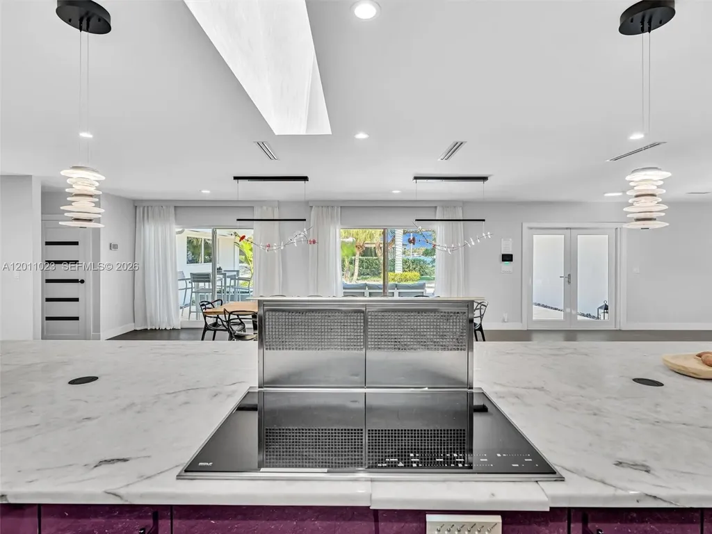 840 S Southlake Drive Hollywood FL 33019