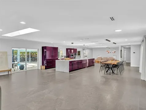 840 S Southlake Drive Hollywood FL 33019