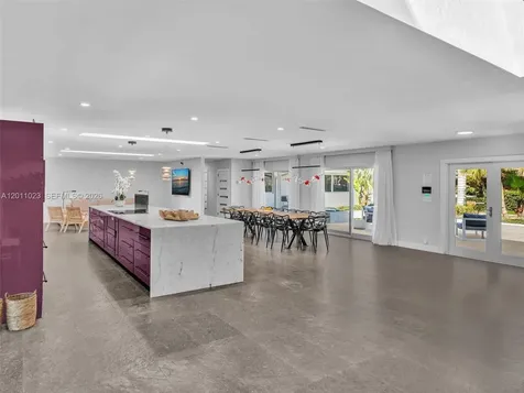 840 S Southlake Drive Hollywood FL 33019