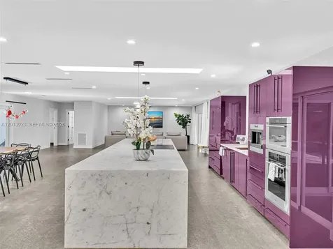 840 S Southlake Drive Hollywood FL 33019