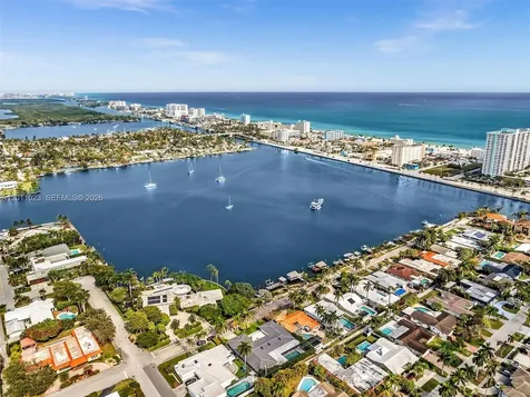 840 S Southlake Drive Hollywood FL 33019