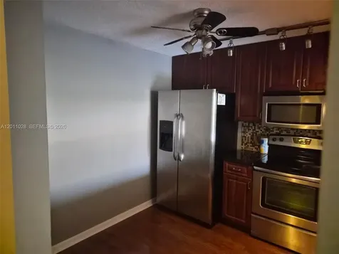 7175 Orange Drive Davie FL 33314