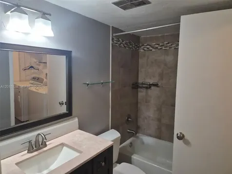 7175 Orange Drive Davie FL 33314