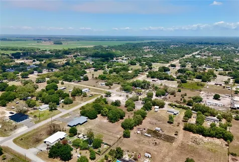 242 Bald Cypress Avenue Clewiston FL 33440