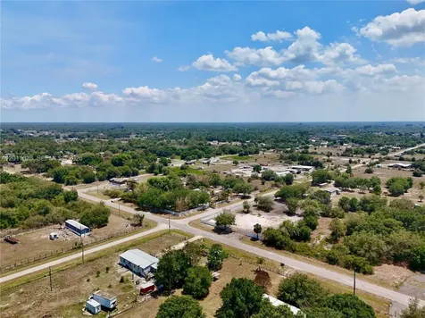 242 Bald Cypress Avenue Clewiston FL 33440