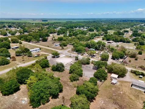 242 Bald Cypress Avenue Clewiston FL 33440