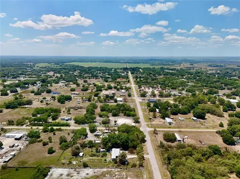 242 Bald Cypress Avenue Clewiston FL 33440