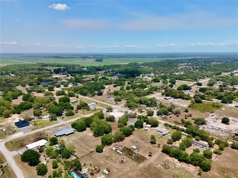 242 Bald Cypress Avenue Clewiston FL 33440
