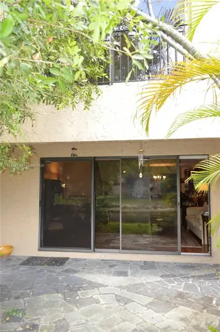 3932 Estepona Avenue Doral FL 33178