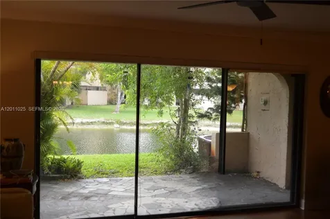 3932 Estepona Avenue Doral FL 33178