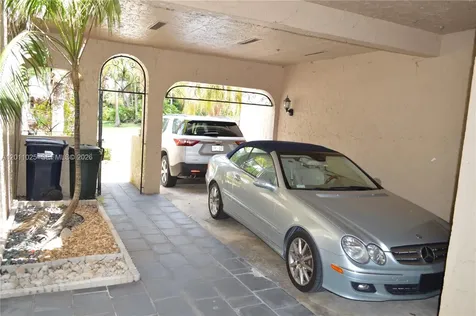 3932 Estepona Avenue Doral FL 33178