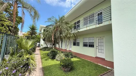 8600 Byron Avenue Miami Beach FL 33141
