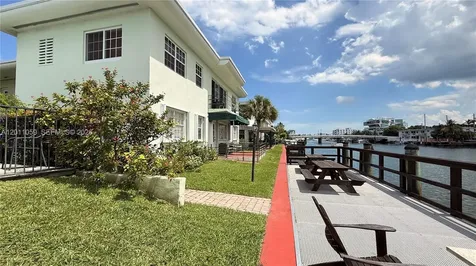 8600 Byron Avenue Miami Beach FL 33141