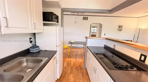 8600 Byron Avenue Miami Beach FL 33141
