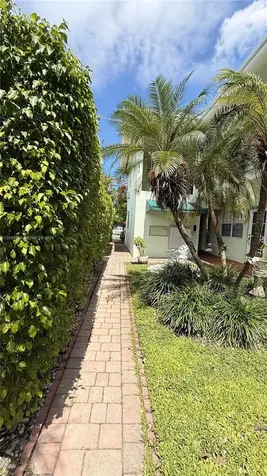 8600 Byron Avenue Miami Beach FL 33141