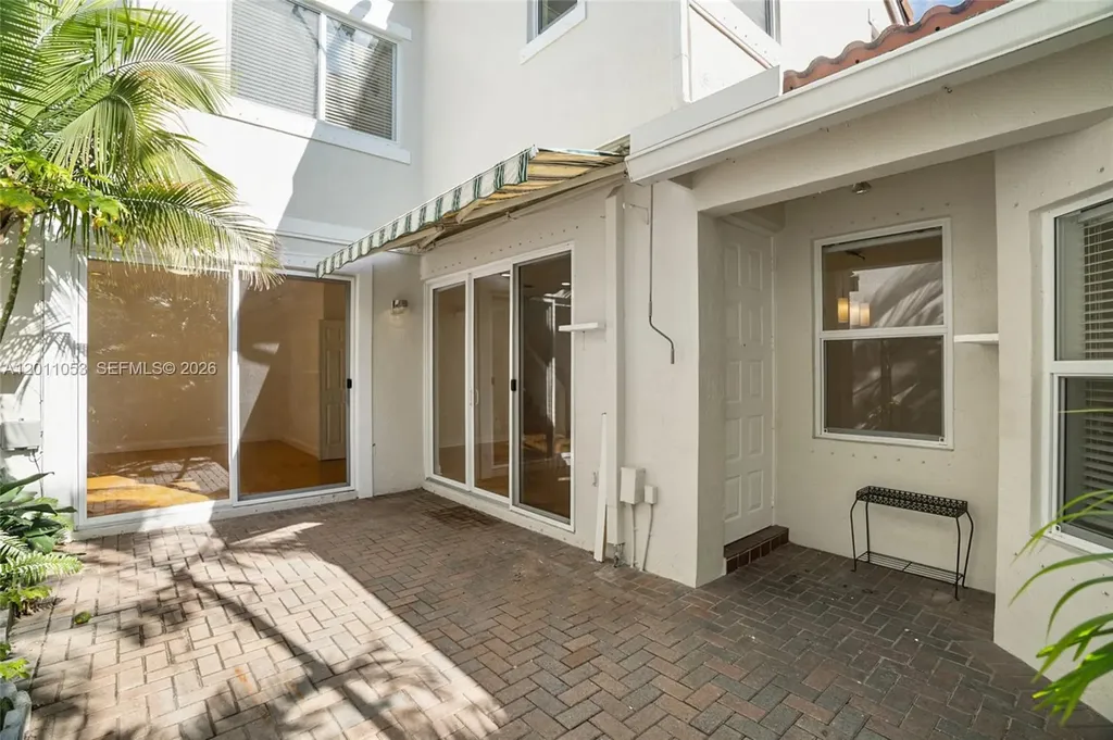 1640 Weeping Willow Way Hollywood FL 33019