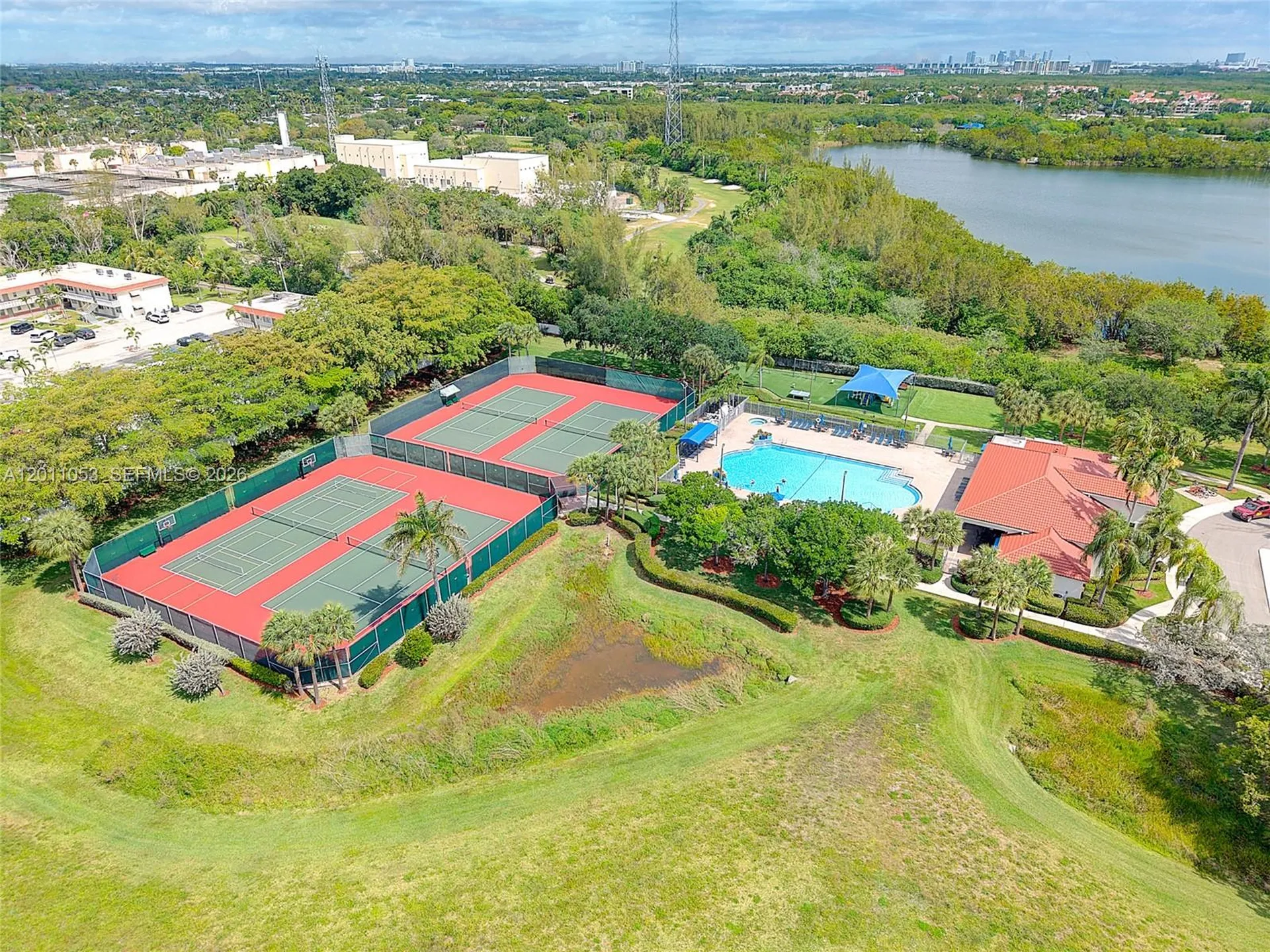 1640 Weeping Willow Way Hollywood FL 33019