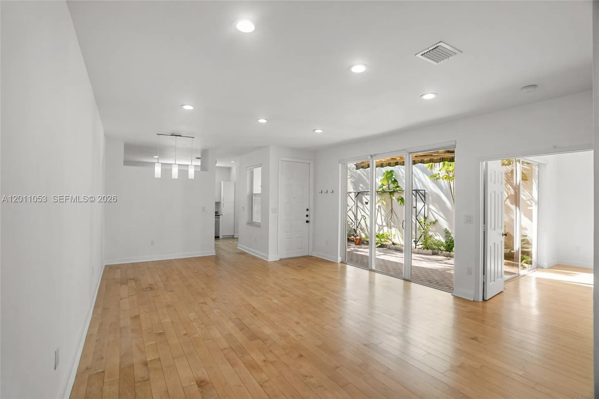 1640 Weeping Willow Way Hollywood FL 33019